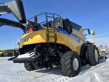 2025 New Holland CR9.90Z Batteuse — photo 2