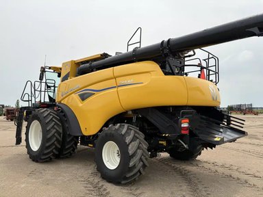 2025 New Holland CR9.90Z Batteuse — photo 2