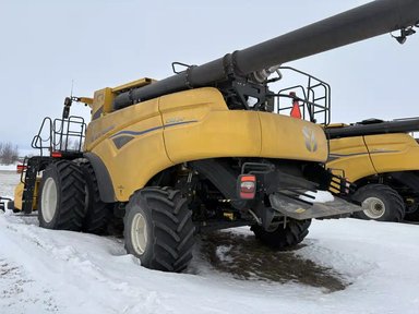 2025 New Holland CR8.90Z Batteuse — photo 2