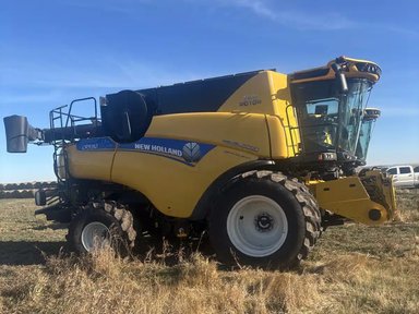2023 New Holland CR9.90Z Batteuse — photo 2