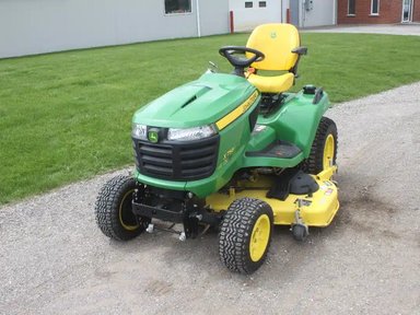 2022 John Deere X758 Tracteur à pelouse — photo 2