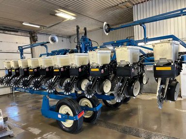 Kinze 3600 Planteur — photo 2