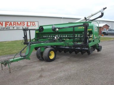 John Deere 1560 Semoir — photo 2