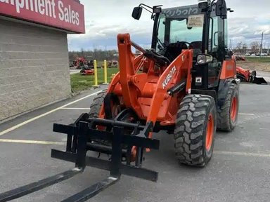 2015 Kubota R630 Chargeur sur roues — photo 2