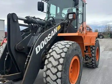 2018 Doosan DL 220 Chargeur sur roues — photo 2