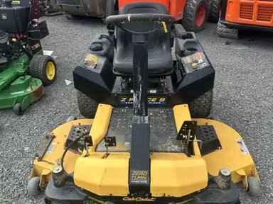 2008 Cub Cadet Z Force S Tondeuse à rayon de braquage zéro — photo 2
