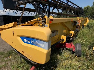 2010 New Holland 74C Header — photo 2