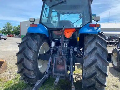 2000 New Holland TM115 Tracteur — photo 2