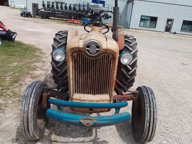 1956 Ford 800 Tracteur — photo 2