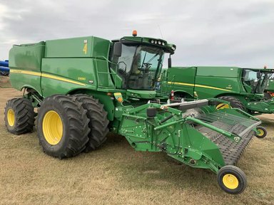 2013 John Deere S690 Batteuse — photo 2