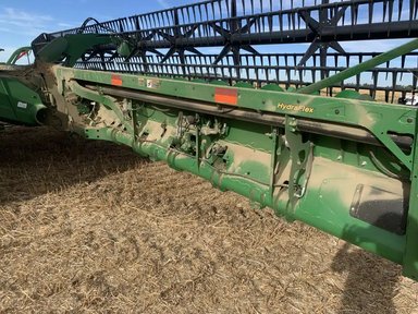 2017 John Deere 640FD Nez - Toile/Tapis — photo 2