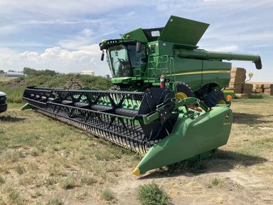 2017 John Deere 640FD Nez - Toile/Tapis — photo 2