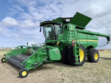 2017 John Deere S690 Batteuse — photo 2