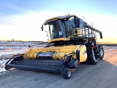 2014 New Holland CR9090 Batteuse — photo 2
