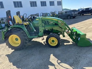 2022 John Deere 3033R Tracteur — photo 2