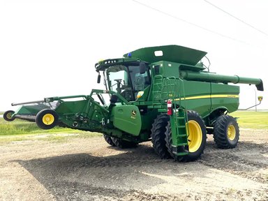 2012 John Deere S680 Batteuse — photo 2