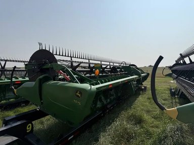 2017 John Deere 640FD Nez - Toile/Tapis — photo 2