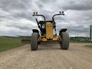 2015 John Deere 772G Niveleuse (Gratte panier) — photo 2