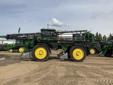 2024 John Deere 616R Arroseur - Automoteur — photo 2