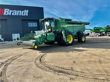2024 John Deere X9 1100 Batteuse — photo 2