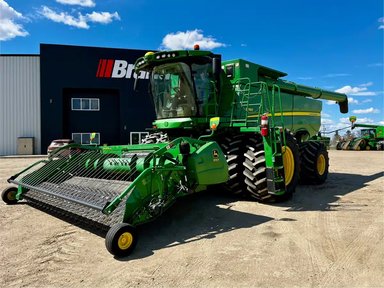 2018 John Deere S780 Batteuse — photo 2