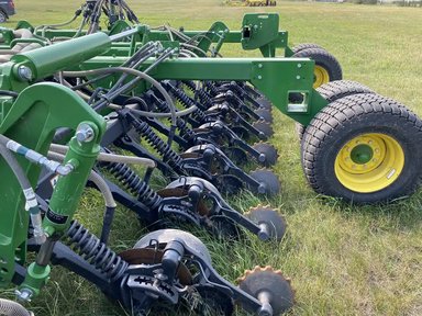 2022 John Deere N560 Semoir à air — photo 2