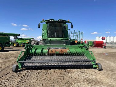 2013 John Deere S690 Batteuse — photo 2