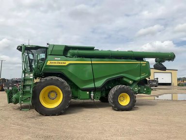 2022 John Deere X9 1000 Batteuse — photo 2
