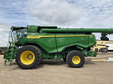 2022 John Deere X9 1100 Batteuse — photo 2