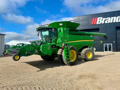 2012 John Deere S680 Batteuse — photo 2