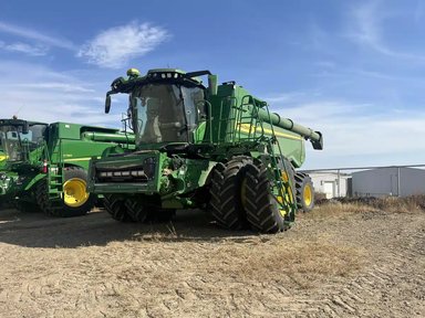 2022 John Deere X9 1100 Batteuse — photo 2