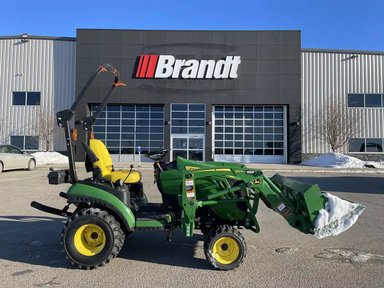 2018 John Deere 1025R Tracteur — photo 2