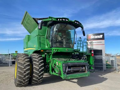 2021 John Deere S780 Batteuse — photo 2