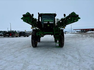 2025 John Deere 616R Arroseur - Automoteur — photo 2