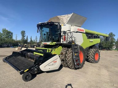 2020 CLAAS LEXION 8800 Batteuse — photo 2