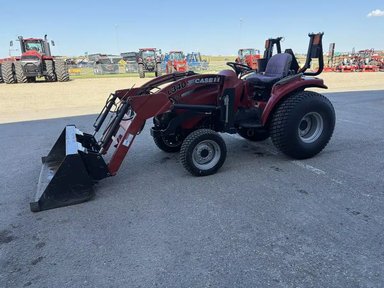 2008 Case IH FARMALL 31 Tracteur — photo 2