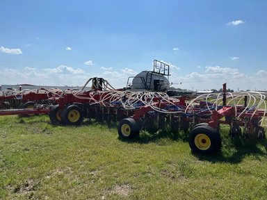 2010 Bourgault 3310-65 Semoir à air — photo 2