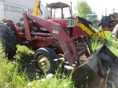 1980 International Harvester 684 Tracteur — photo 2