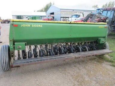 John Deere 8250 Semoir — photo 2