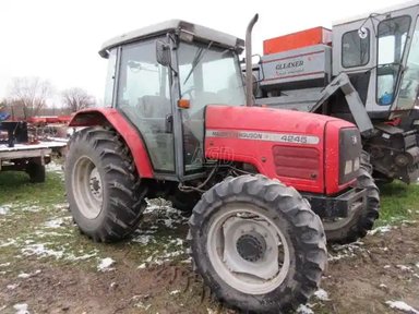 1997 Massey Ferguson 4245 Tracteur — photo 2