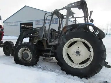 2001 New Holland TS110 Tracteur — photo 2