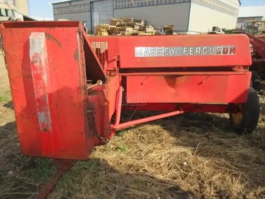 Massey Ferguson 10 presse à balle carrée - petite — photo 2