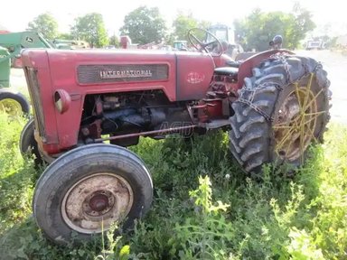 1964 International Harvester B414 Tracteur — photo 2