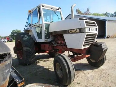 1982 Case 2590 Tracteur — photo 2