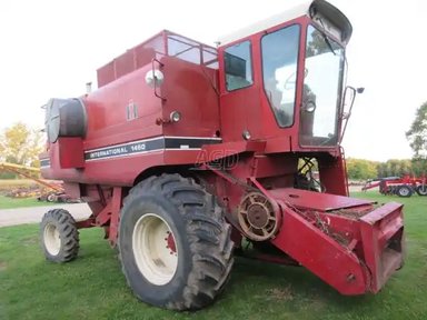 1981 International Harvester 1460 Batteuse — photo 2