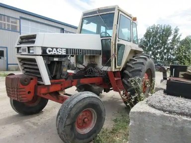 1980 Case 2090 Tracteur — photo 2