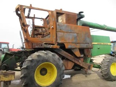 1988 John Deere 7720 TITAN II Batteuse — photo 2