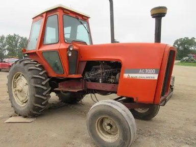 1976 Allis Chalmers 7000 Tracteur — photo 2