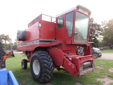 1980 Case IH 1460 Batteuse — photo 2
