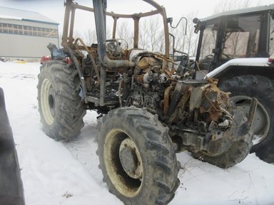 New Holland POWERSTAR 75 Tracteur — photo 2